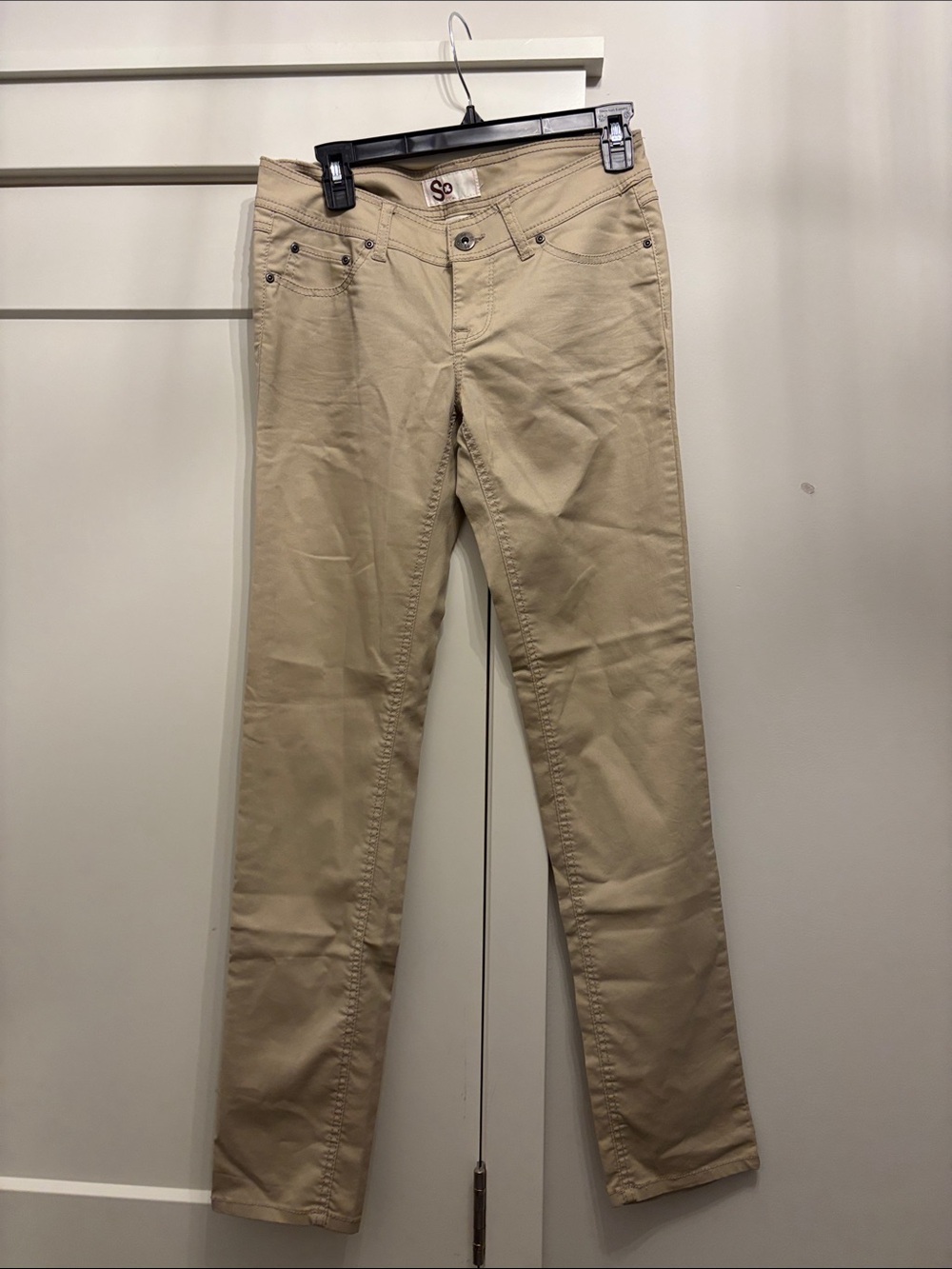SO Men’s Slim Straight Jeans in Khaki